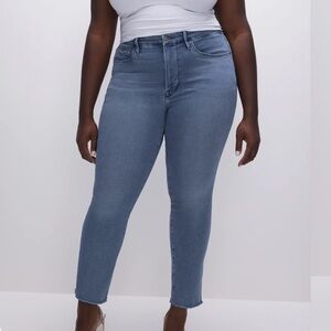 Good American Good Legs Straight Jeans 👖